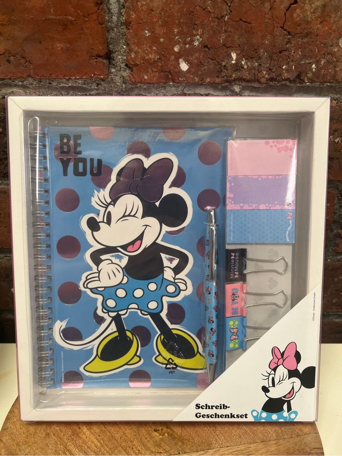 Minnie