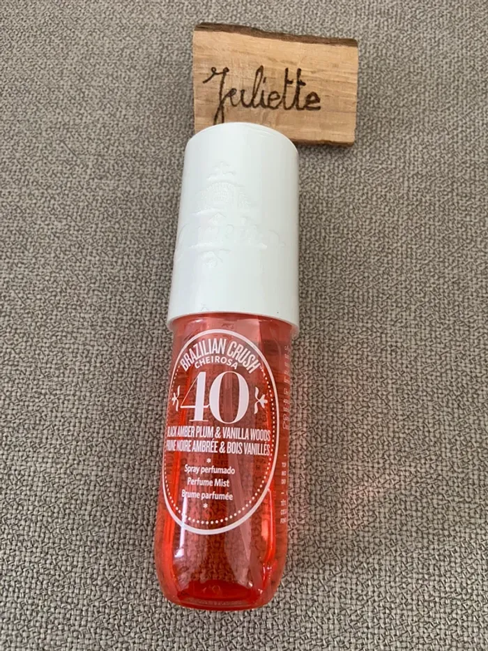 Brume sol de janeiro 40 black Amber plum et vanilla Woods 90ml