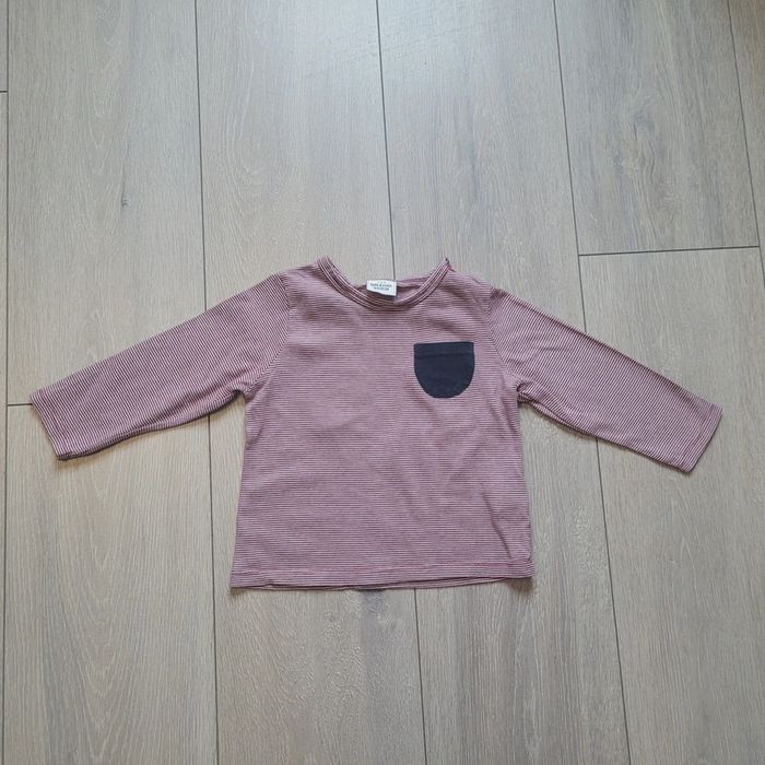 Maillot bordeaux rayé et crème. Garçon 18 mois. Marque Tape à l'oeil