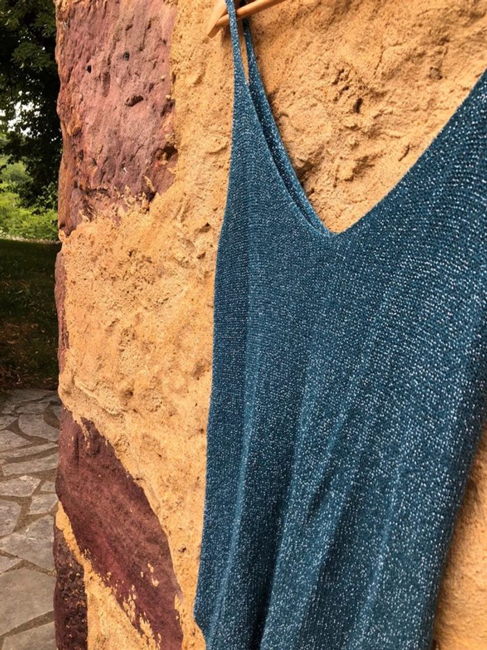Débardeur bleu à paillettes - photo numéro 2