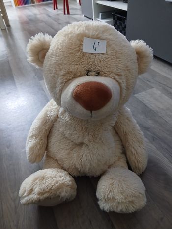 Ours peluche 