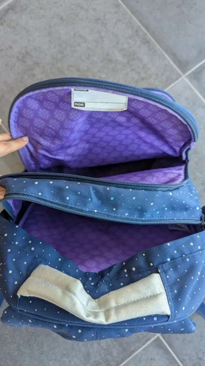 Cartable fille primaire très bon état - photo numéro 6