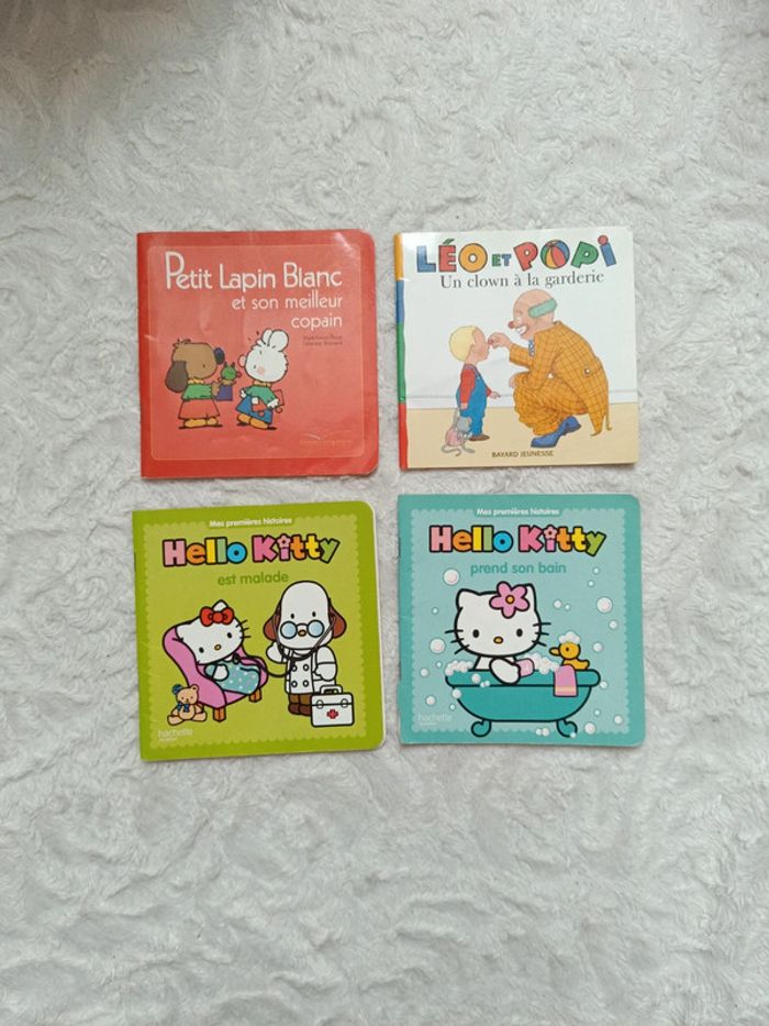 Lot de 4 livres bébé enfant Petit lapin blanc Léo et Popi Hello Kitty