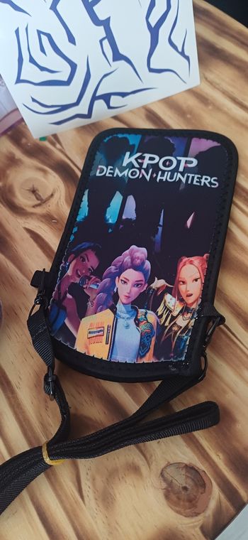Pochette étui bandoulière kpop 