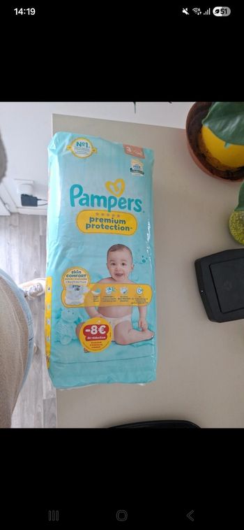 Couches pampers 