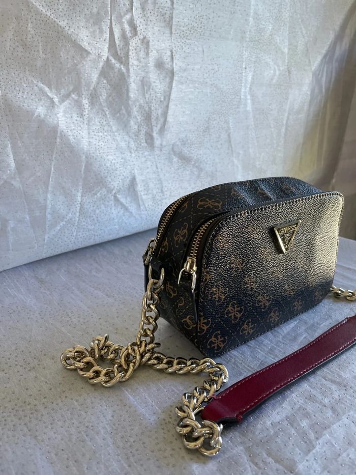 Sac Guess - Très bon état - photo numéro 8