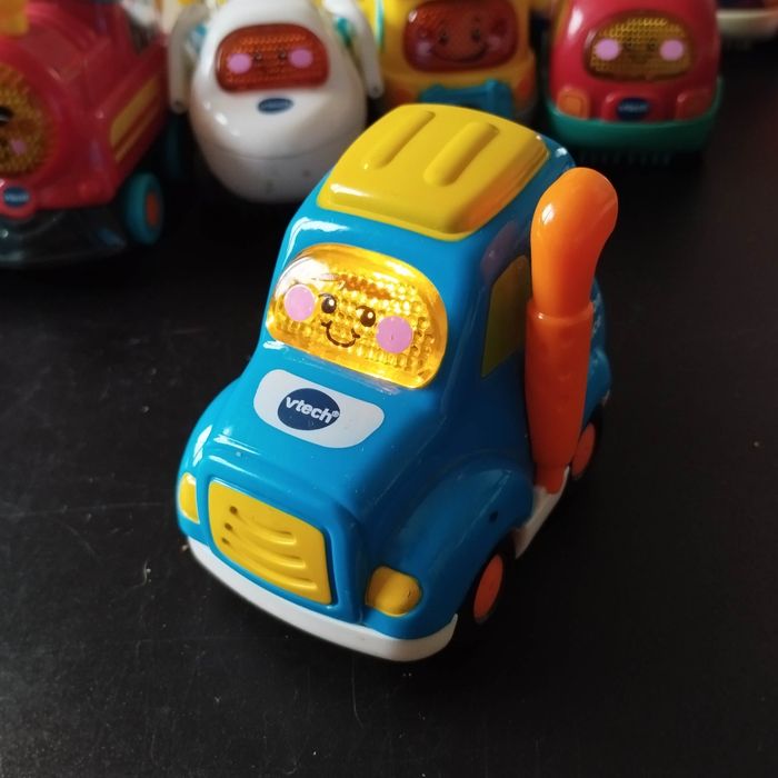 Tut Tut bolide Maxence camion essence