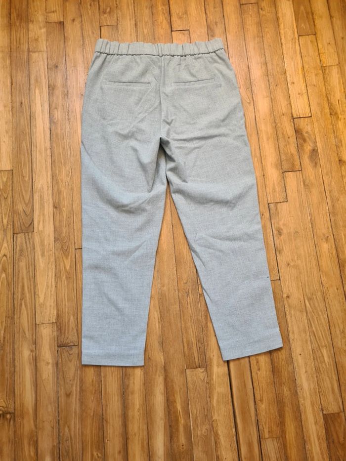 Pantalon gris 7/8 de chez Zara - taille XS - photo numéro 4