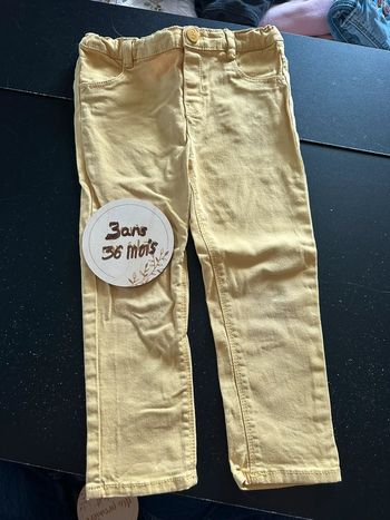 Slim jaune obaïbi 3 ans