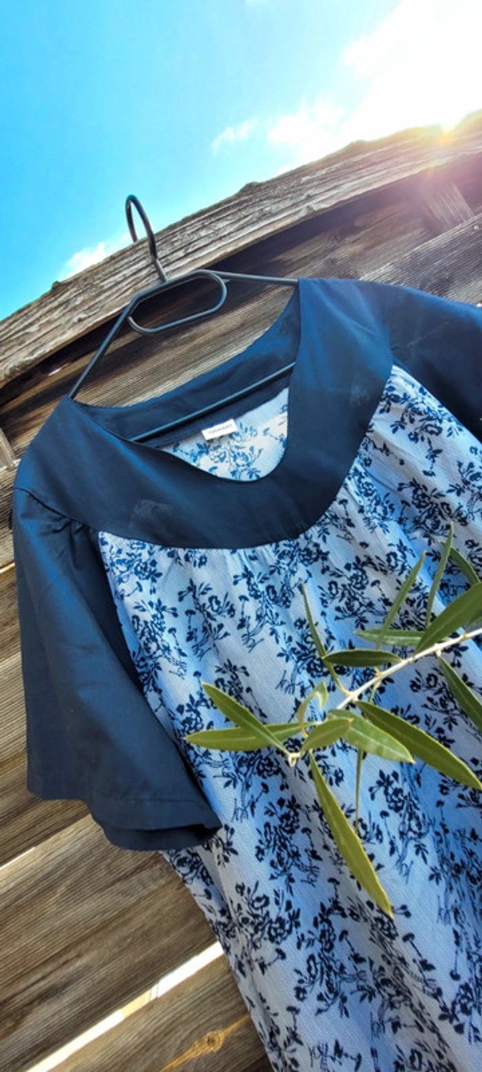 Magnifique Robe Damart Vintage blouse bleu marine fleurie Taille 50 Neuve - photo numéro 2