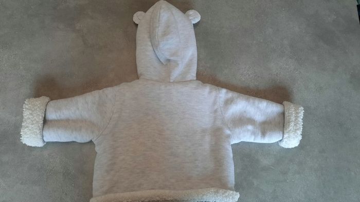 Jolie manteau 3 mois - photo numéro 3