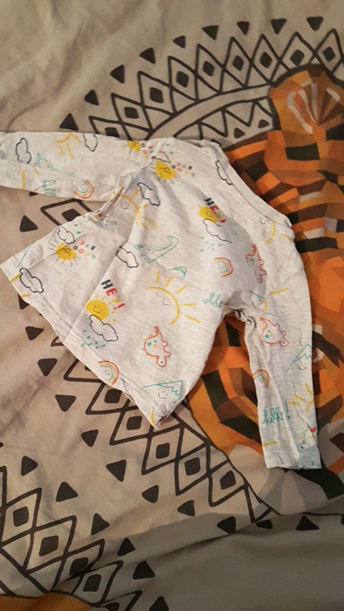 T-tshirt 3mois-62cm in extenso 0€50 -50% dès 2 achetés - photo numéro 2