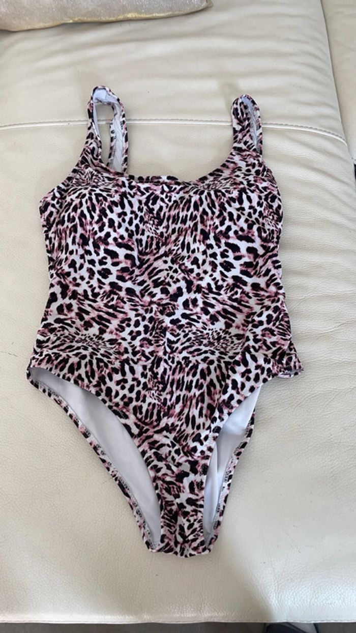 Superbe Maillot de Bain 1 Pièce Shekini Imprimé Léopard Rose - Taille M - Neuf, Juste Lavé