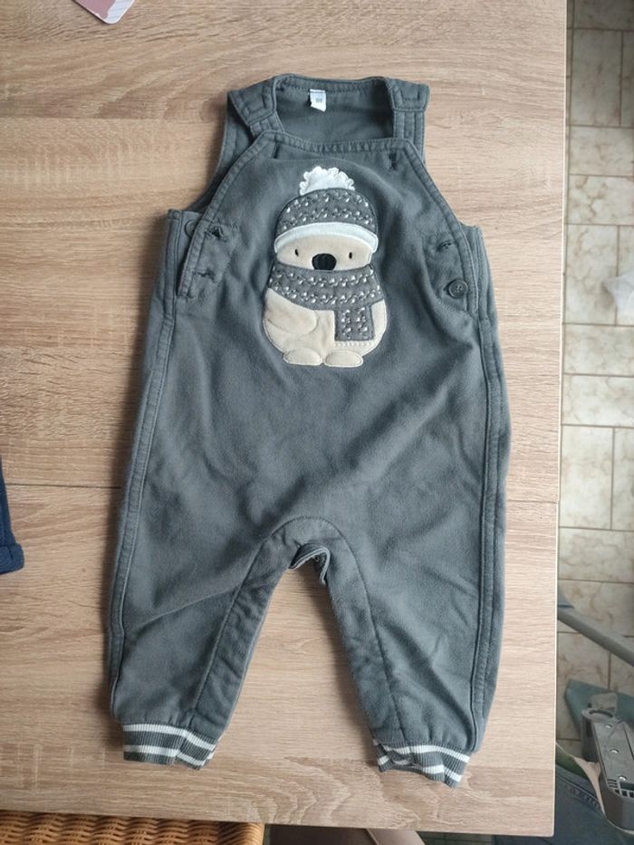 Lot de 2 salopettes taille 9 mois de chez Kiabi - photo numéro 4