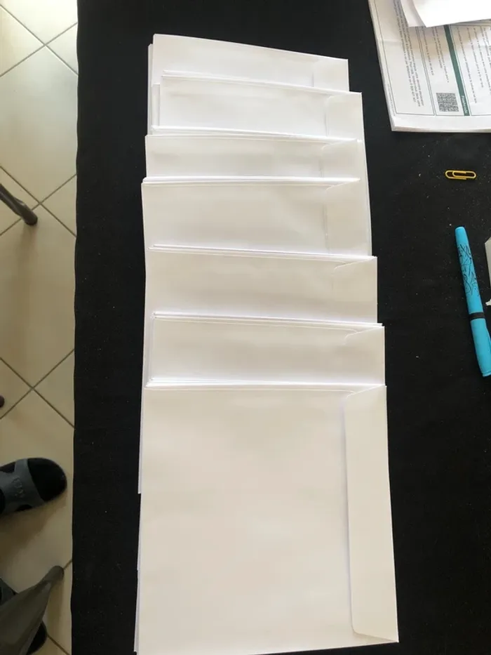 72 enveloppes carrées blanche 19x19 - photo numéro 2