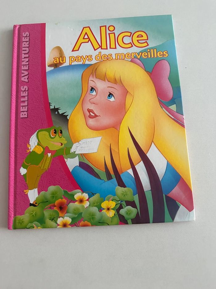 Livre Alice au pays des merveilles Neuf - photo numéro 1