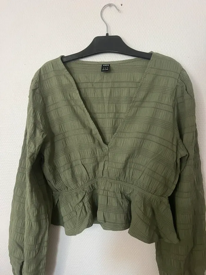Blouse col v - photo numéro 2