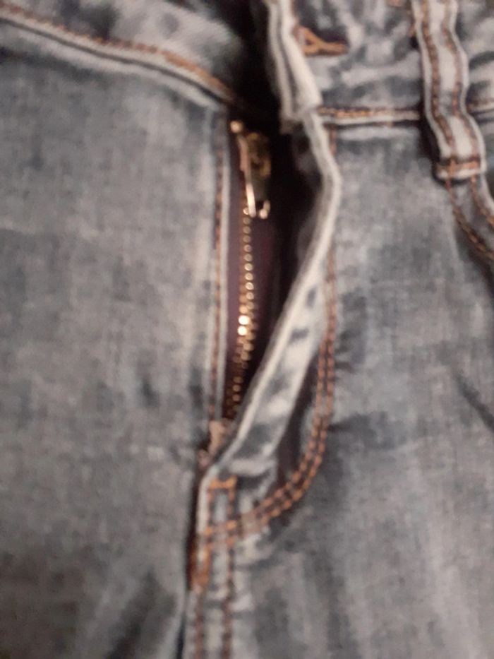 Jeans bleu  taille montante - photo numéro 9