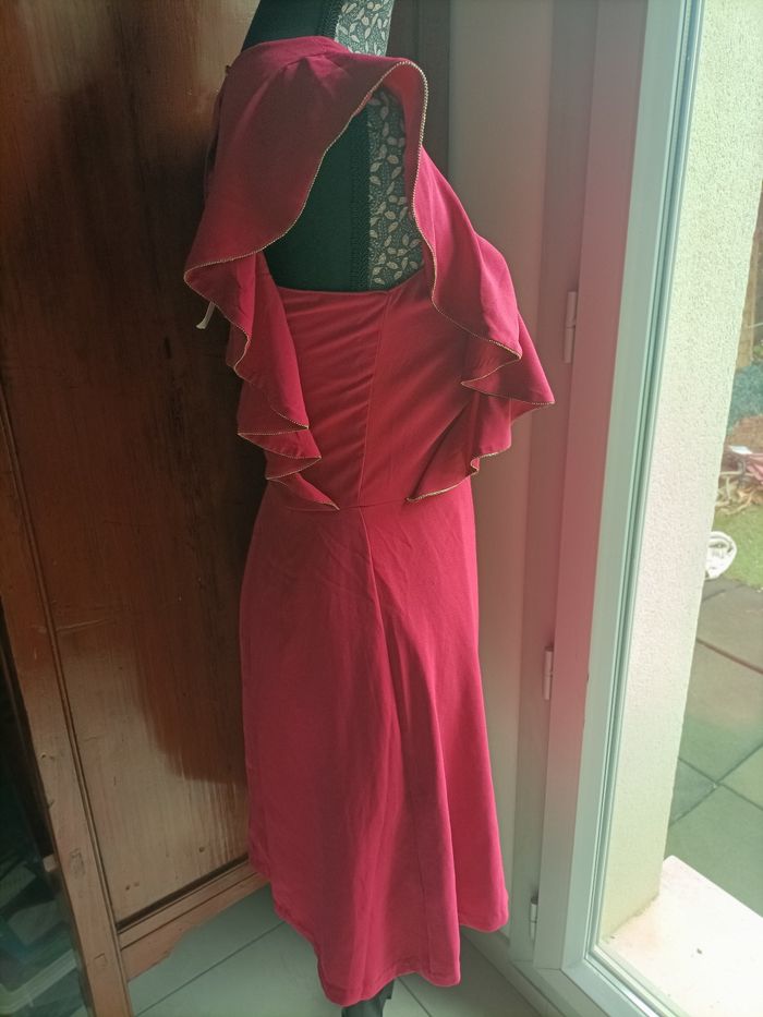Robe fushia élégante - photo numéro 5