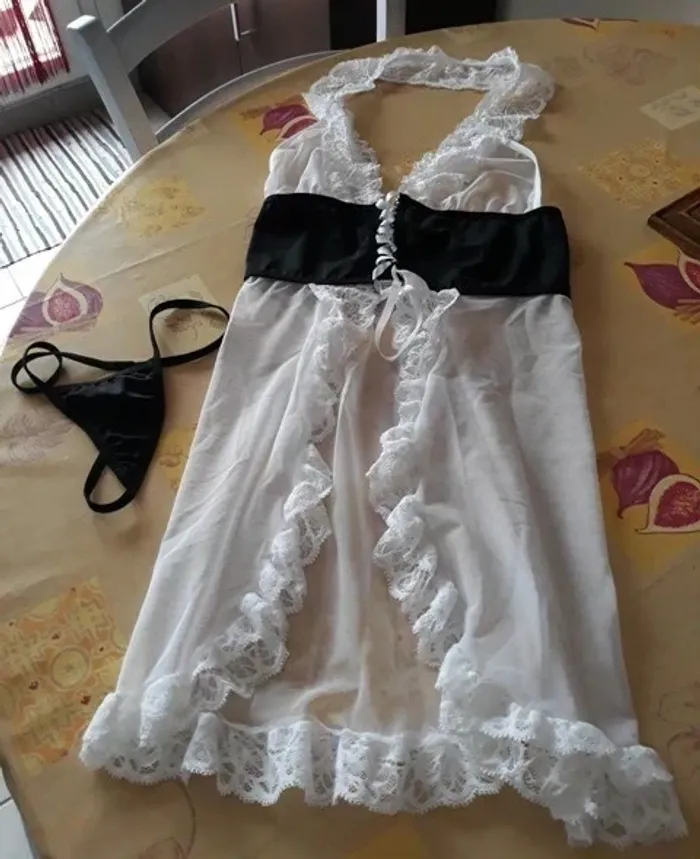 Babydoll Nadin Avanua tout neuf taille S/M - photo numéro 3