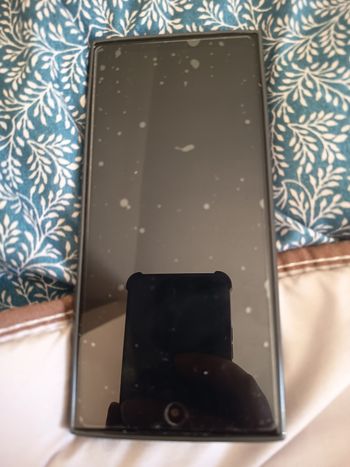 Téléphone portable neuf sans marque