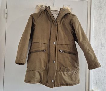 Parka vert kaki fille avec capuche zara taille 9 ans