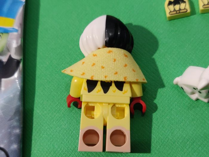 Minifig Lego 101 Dalmatiens - Cruella D'Enfer - Disney 100 ans - Parfait État - avec sachet - Lego Original - photo numéro 9