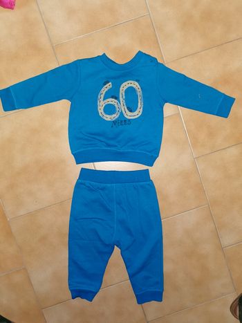 Ensemble jogging pull+pantalon 12mois
