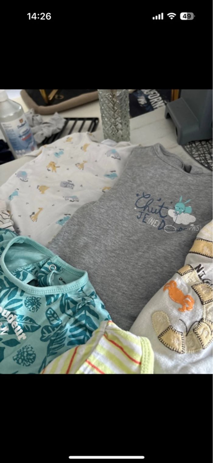 Lot pyjamas 3 mois - photo numéro 2