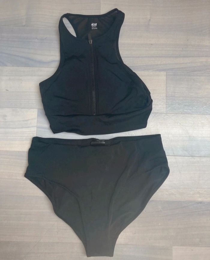 Maillot de bain deux pièces noir
