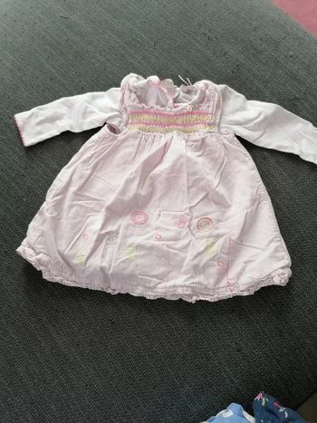 Robe Taille: 6 mois