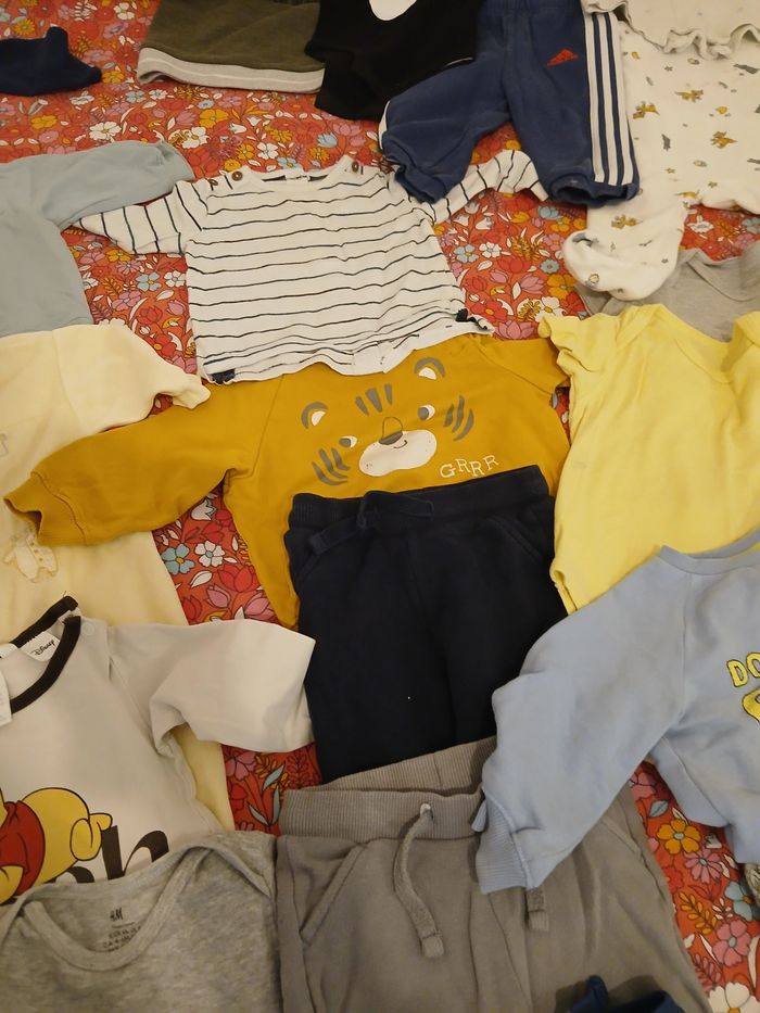 Lots vêtements bébé 6 à 12 mois - photo numéro 5