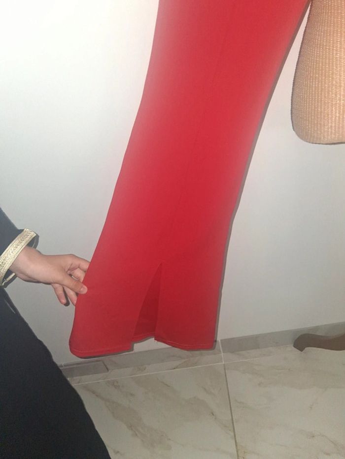 Pantalon rouge - photo numéro 3