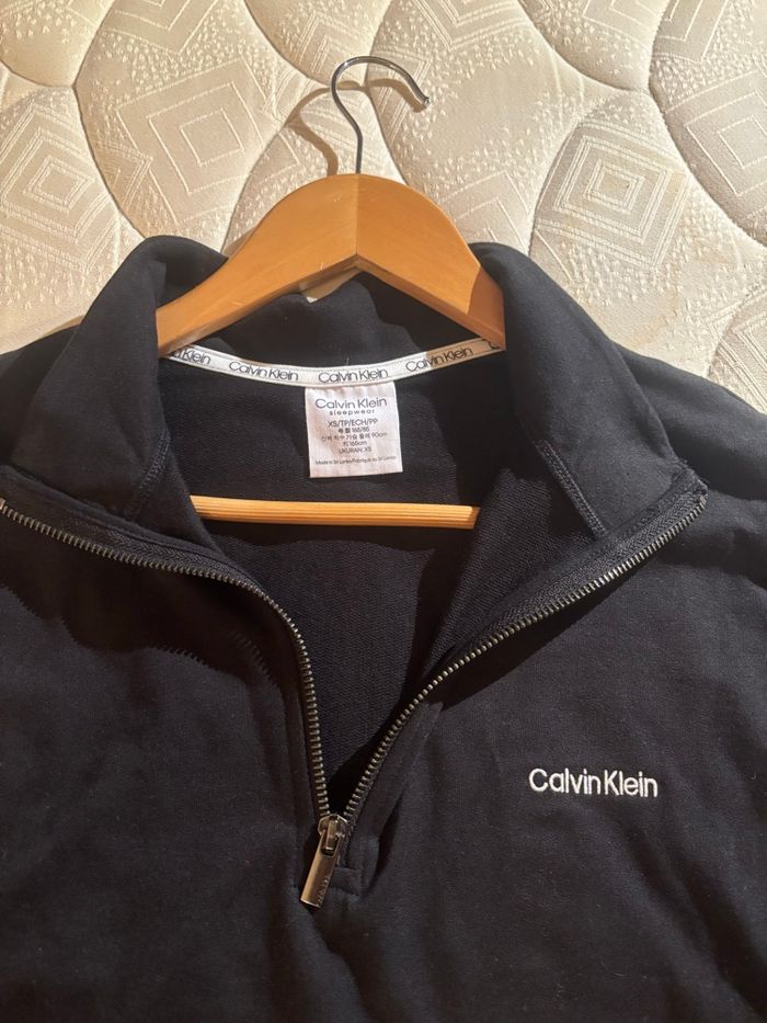 Sweat à zip. Calvin Klein - photo numéro 2
