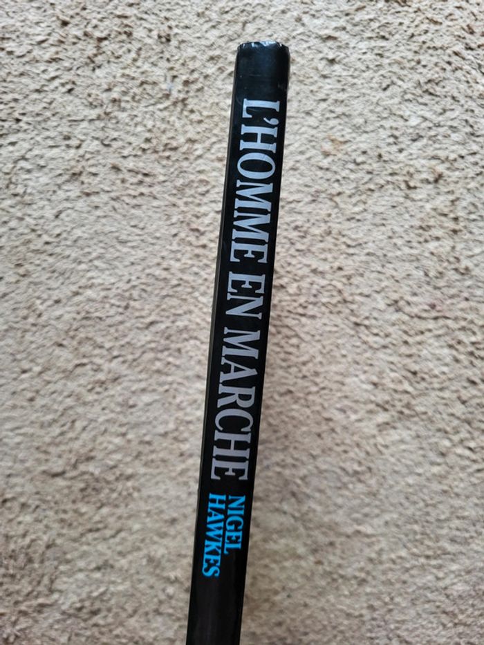 Livre L'Homme en Marche - Grands Voyages et Défis Humains (Nigel Hawkes) - photo numéro 2