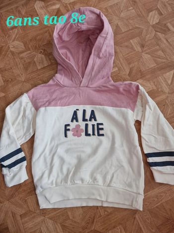 Pull 6ans tape à l'œil