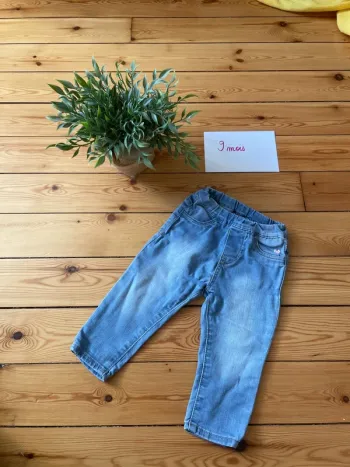 Jean H&M 9 mois (74 cm)