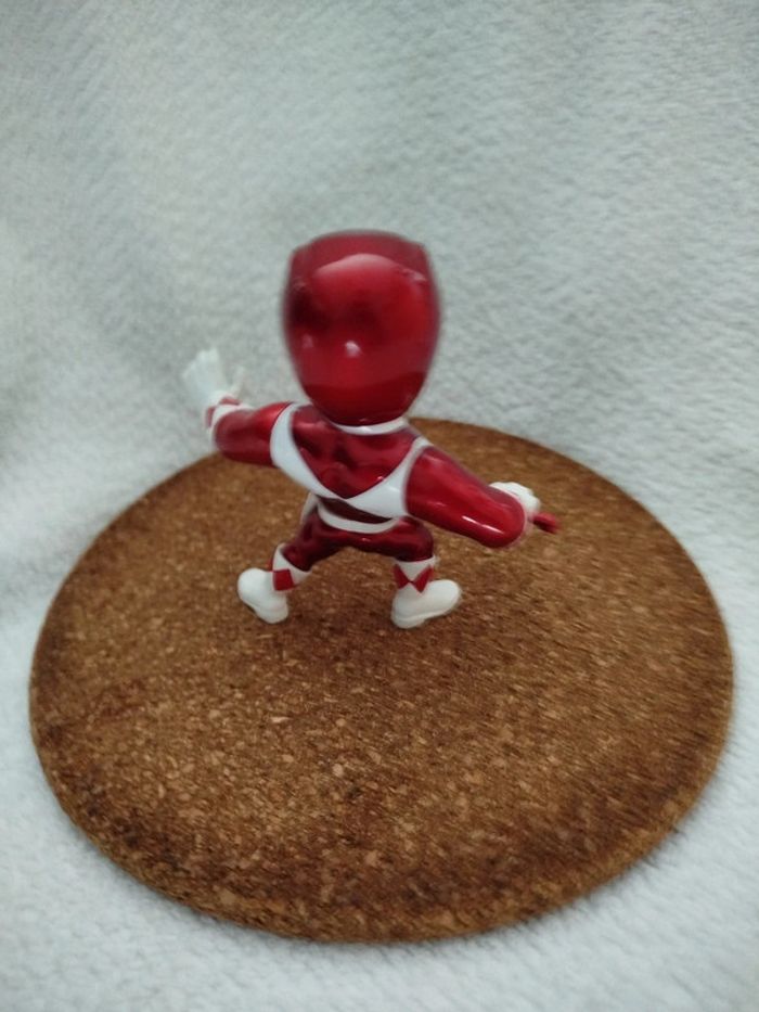 Figurine Power Rangers rouge - photo numéro 3