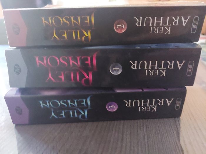 Riley Janson - Keri Arthur - photo numéro 3