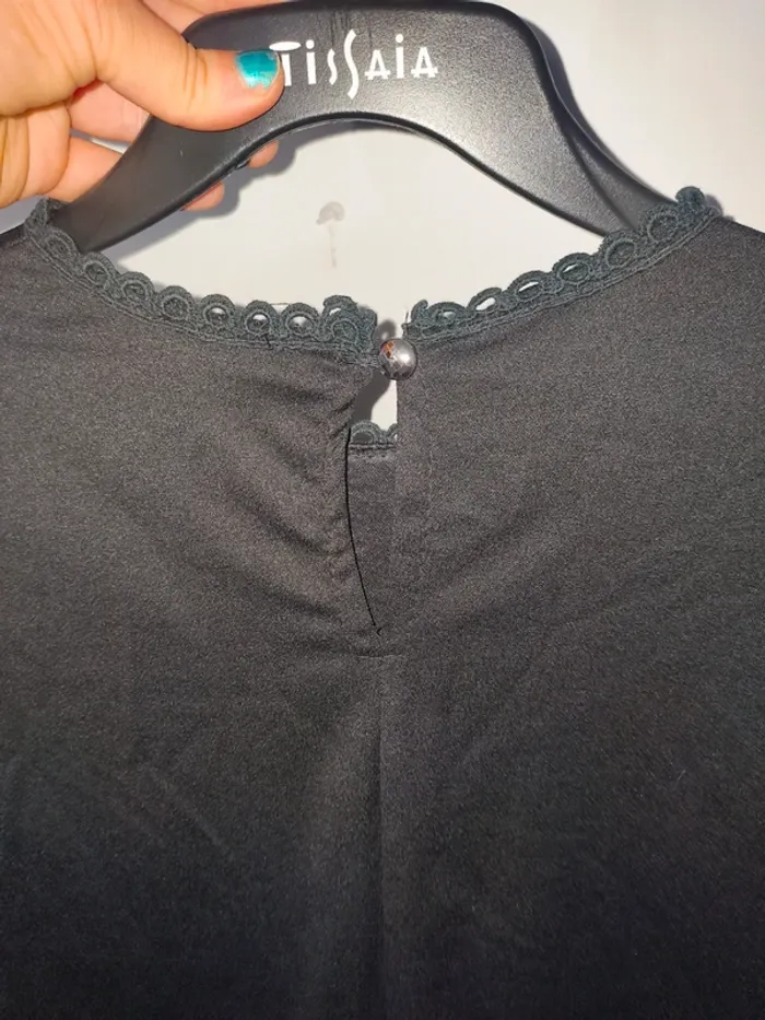 Blouse made in Italy taille 38 excellent état taille unique - photo numéro 5