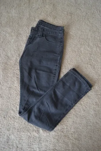Jeans Levi's - Taille 38 (W29)
