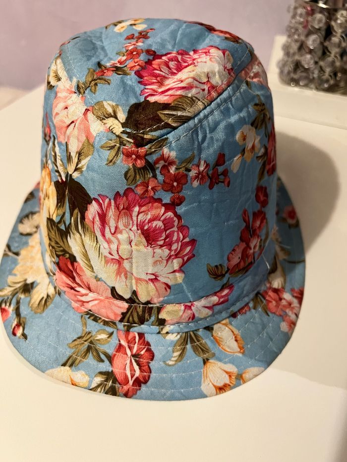 Chapeau