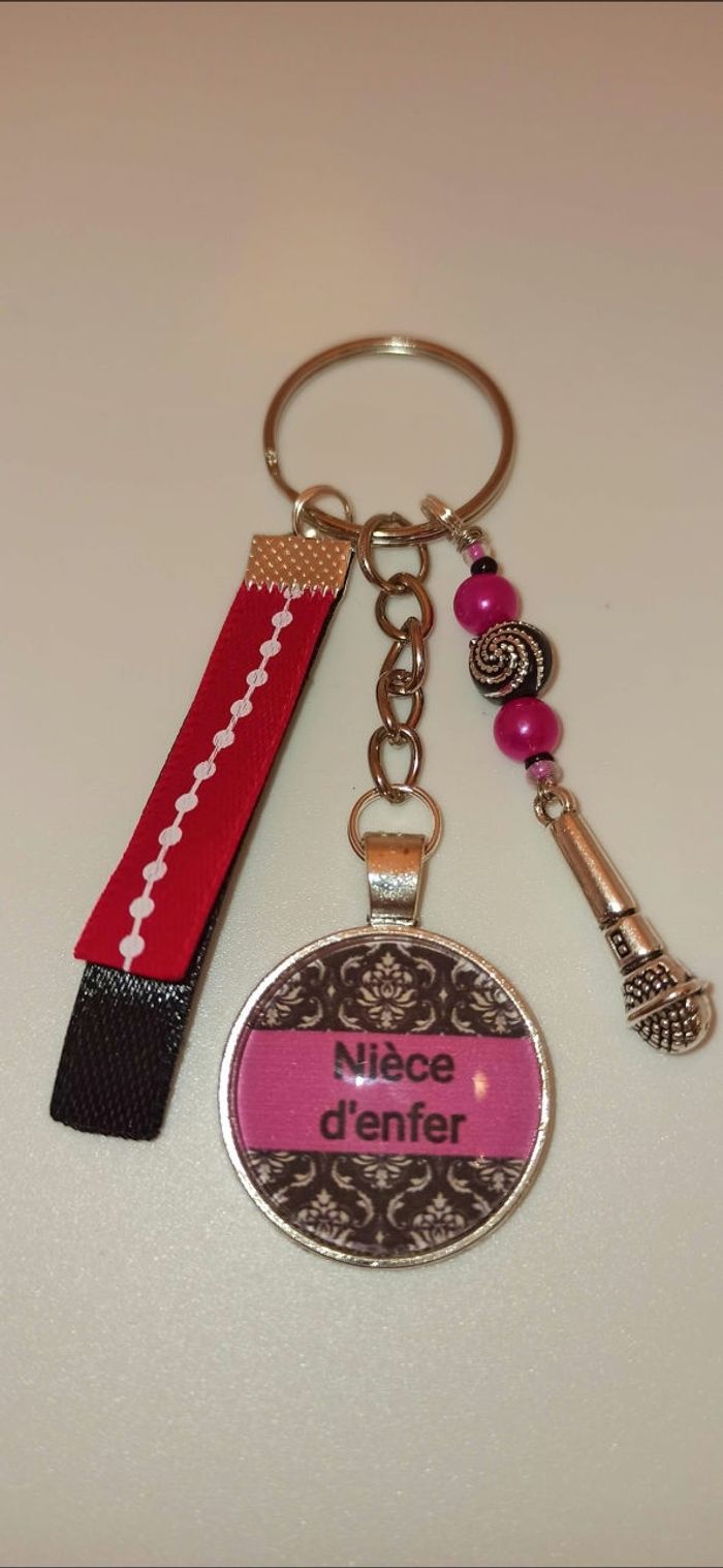 Porte clé nièce "une nièce d'enfer"
