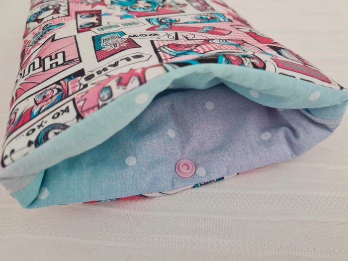 Étui de protection matelassé pour livre ou liseuse petit format - photo numéro 4