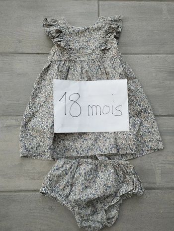 Lot n° 425 Robe Kiabi avec bloomer 18 mois