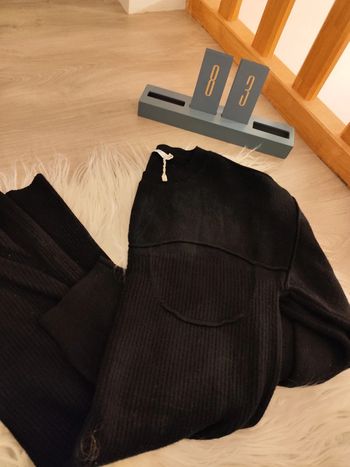 Robe pull en laine noire