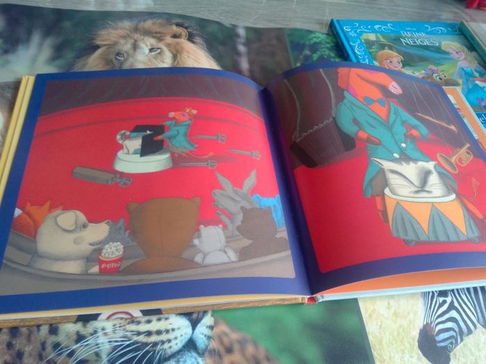 Deux amis dans la ville - photo numéro 3