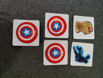 Fixeez et cartes Marvel 2024 neuves