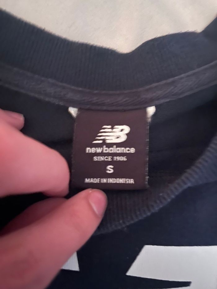 Sweat New Balance noir logo blanc - Taille S femme - photo numéro 3