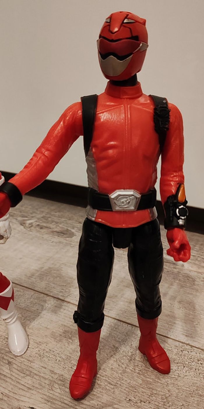 Lot de 2 figurines Powers Rangers - photo numéro 2